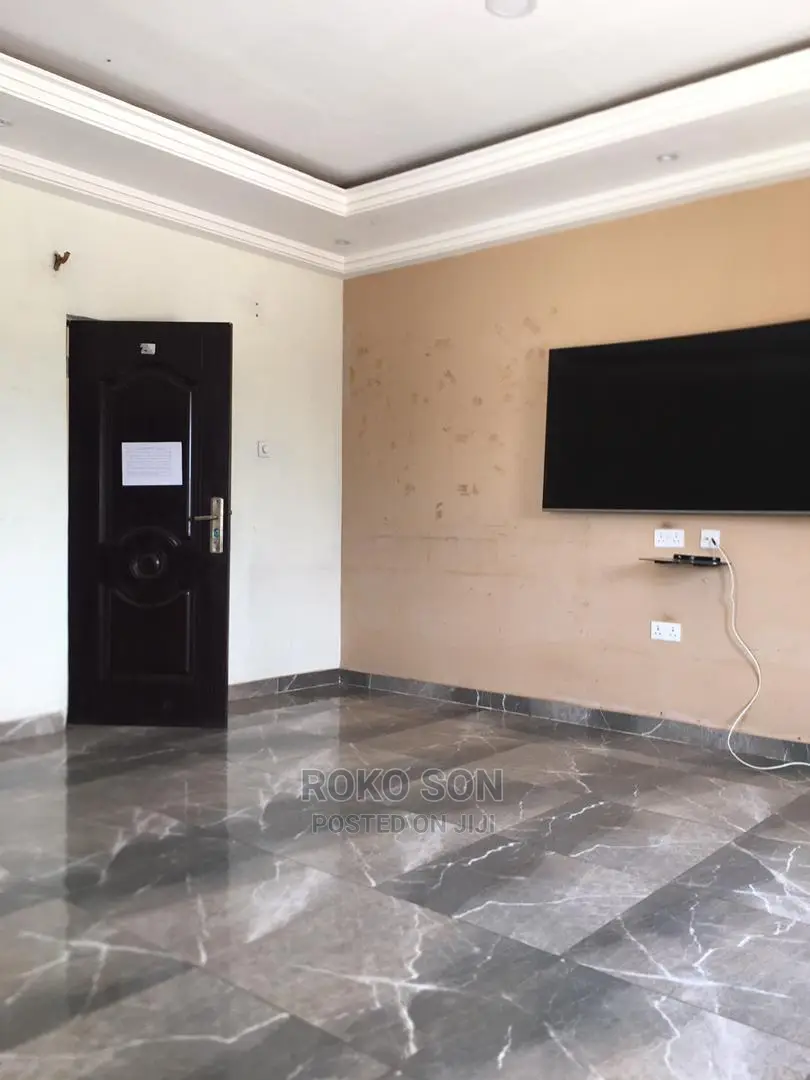 2bdrm Apartment in Dr Roko, Ablekuma for rent