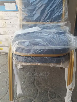 Banquet Chairs With Metal Support