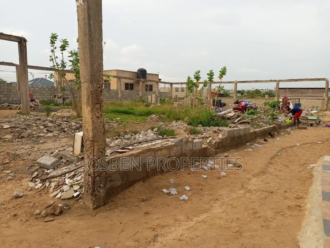 70×100 Plot for Sale
