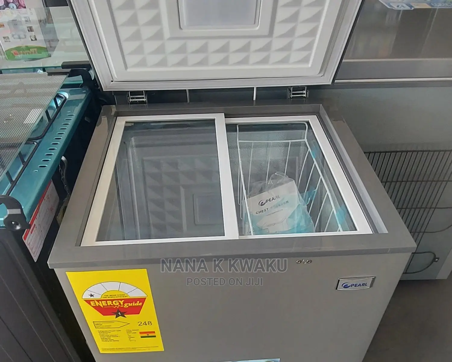 Energy Saver_pearl 100ltrs Chest Freezer Silver