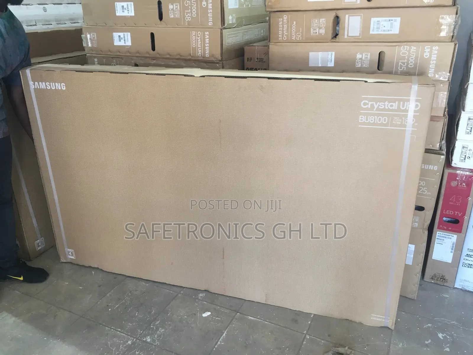 75" Crystal Uhd Bu8100 Smart TV