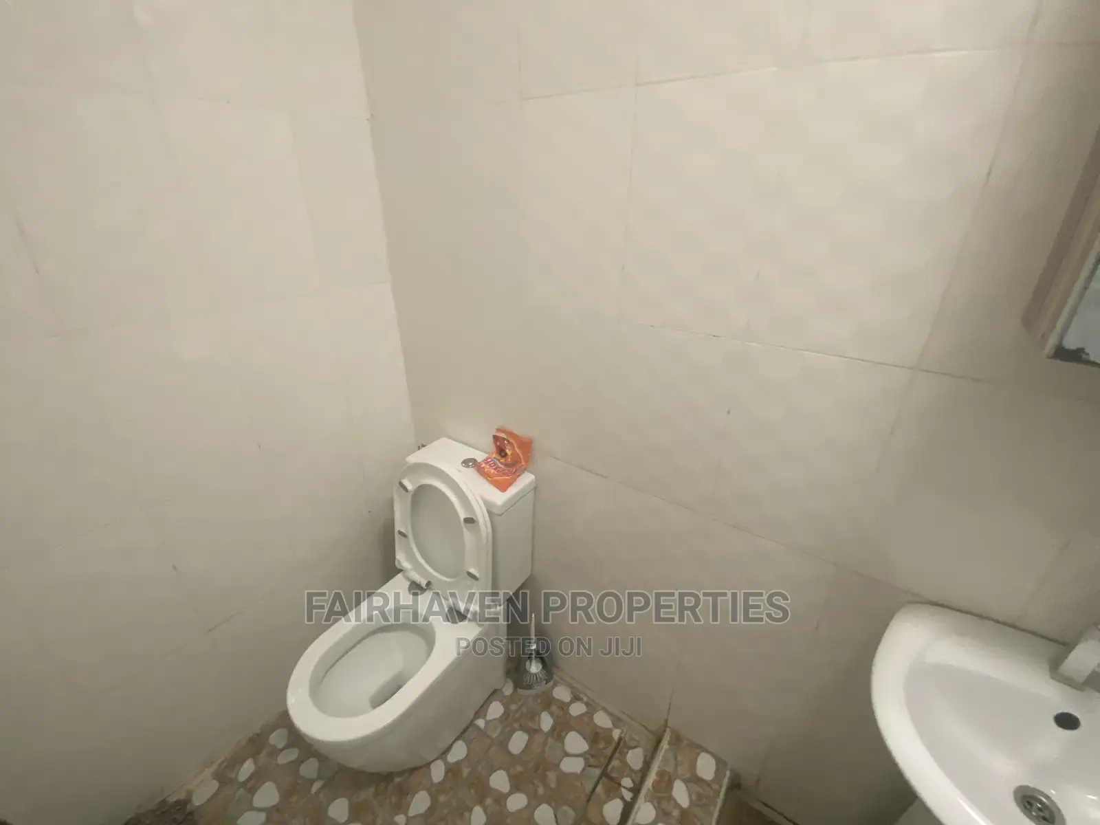 Mini Flat in Labadi for rent