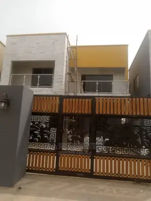 4bdrm House in E A Properties, Ghana Flag for sale