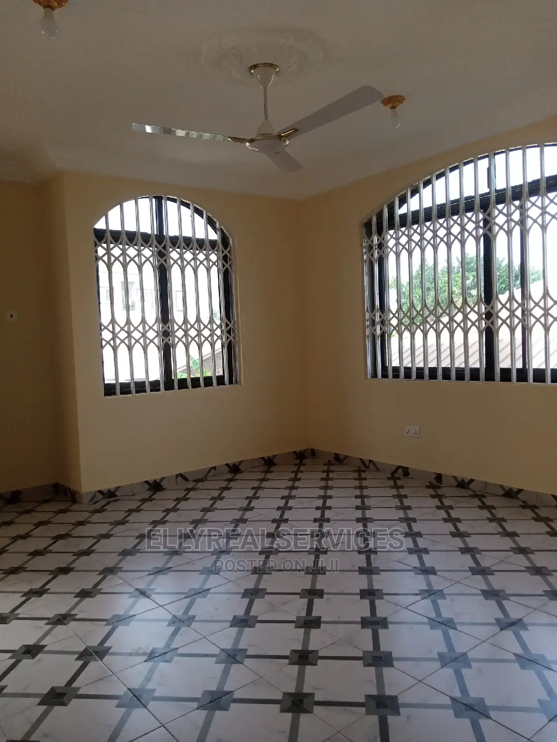 2bdrm Apartment in Elly Real Estate, Adenta for rent