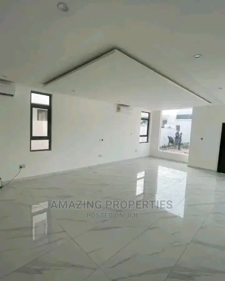 4bdrm House in East Legon for Sale