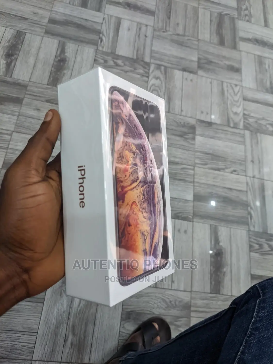 New Apple iPhone XS Max 256 GB Gold