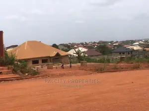 6bdrm House in Santasi Darko, Kumasi Metropolitan for Sale
