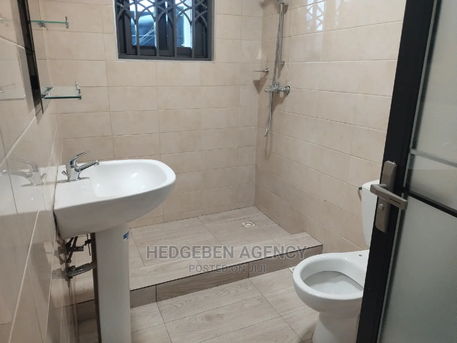 3bdrm Apartment in Dansoman for rent