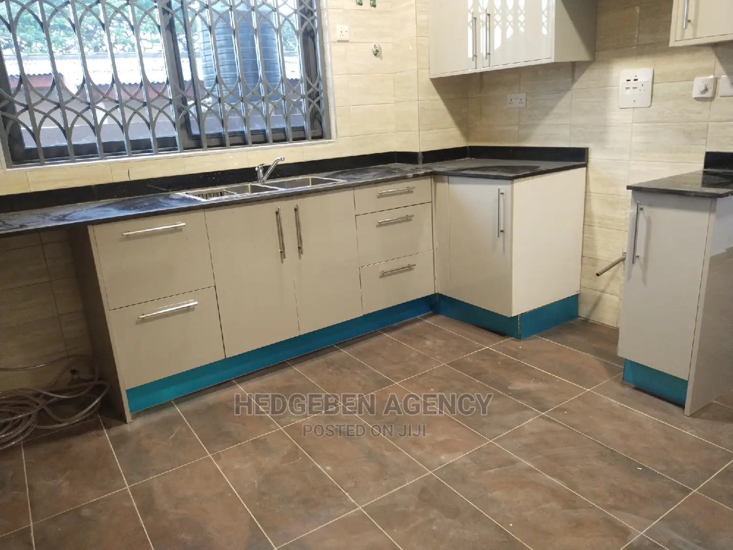 3bdrm Apartment in Dansoman for rent