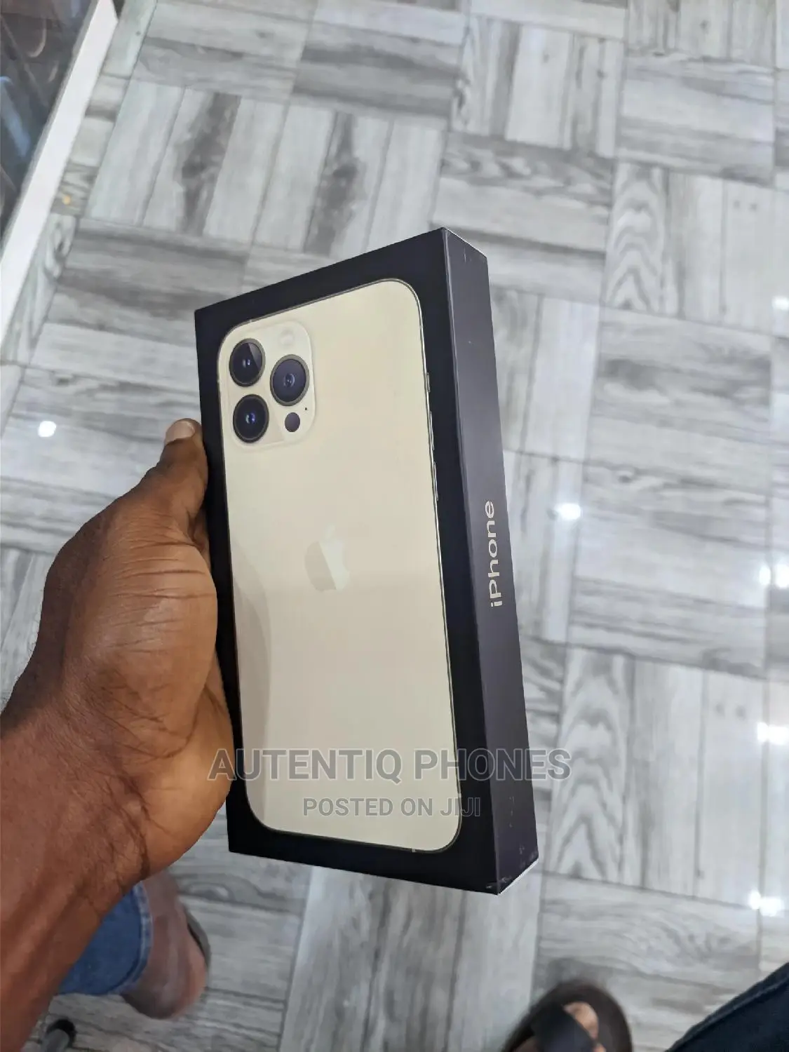 New Apple iPhone 11 Pro Max 256 GB Silver