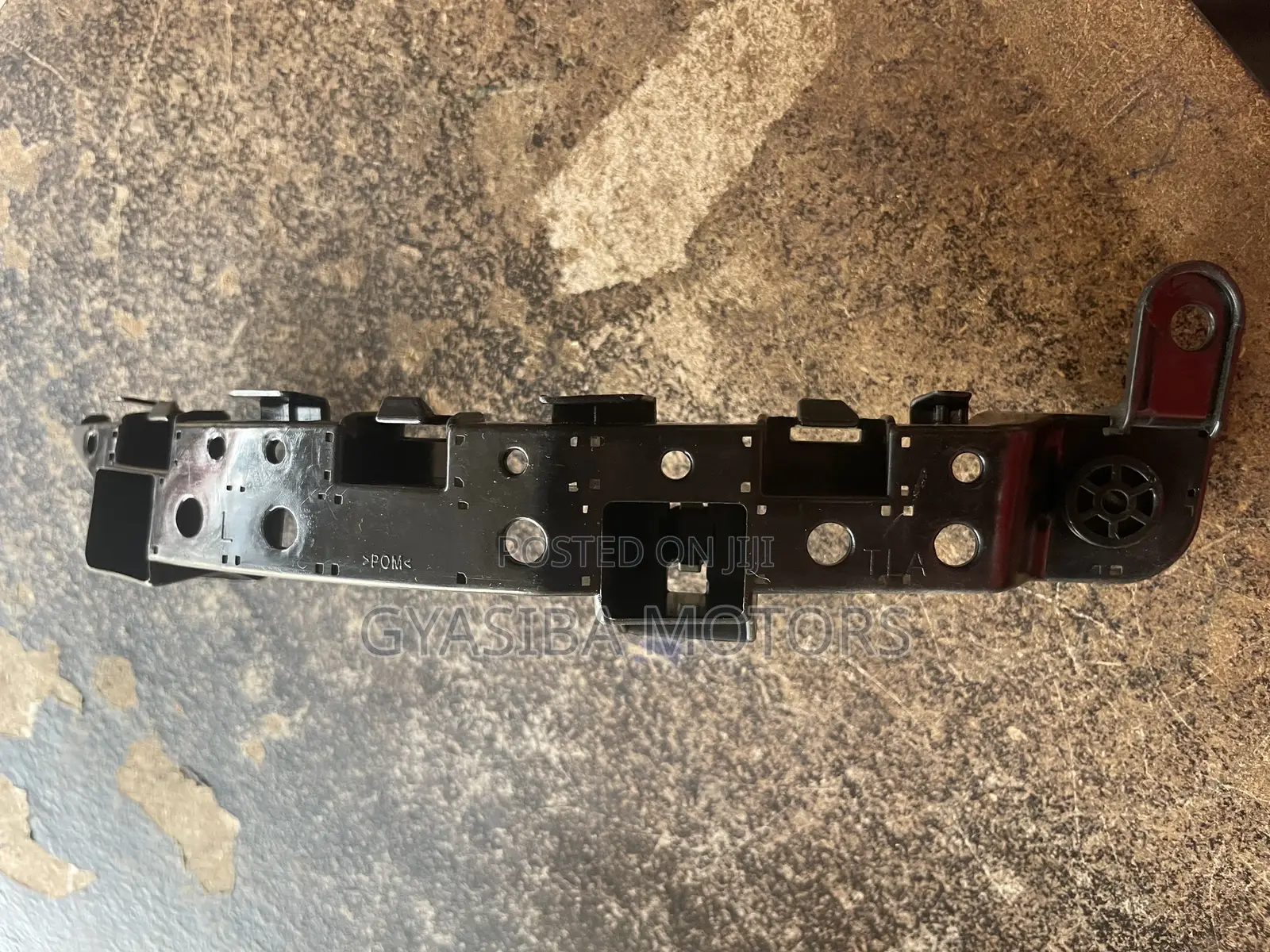 CRV 2017-2021 Fender Lock