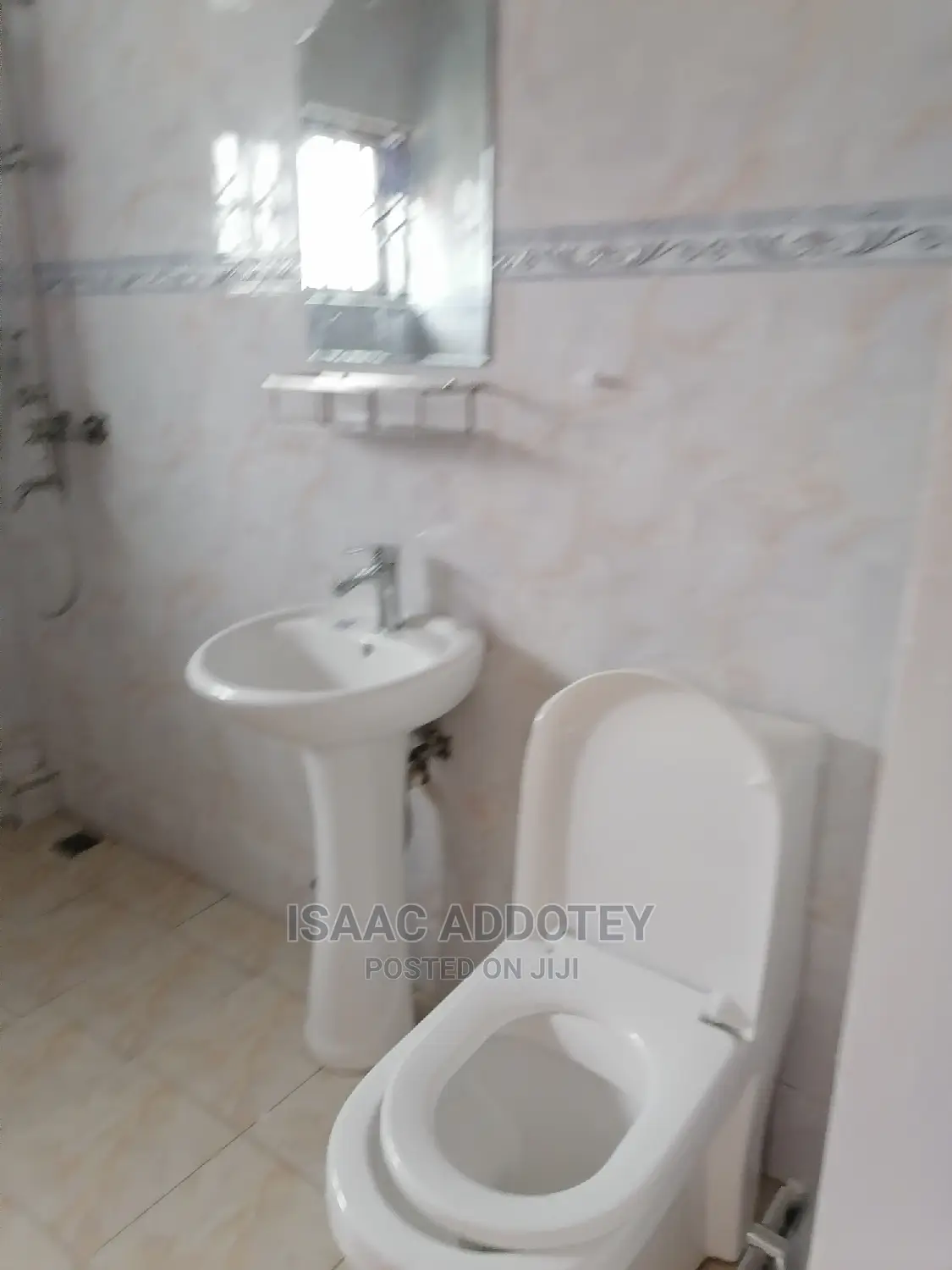 2bdrm Apartment in Tsaado Roundabout, Spintex for rent