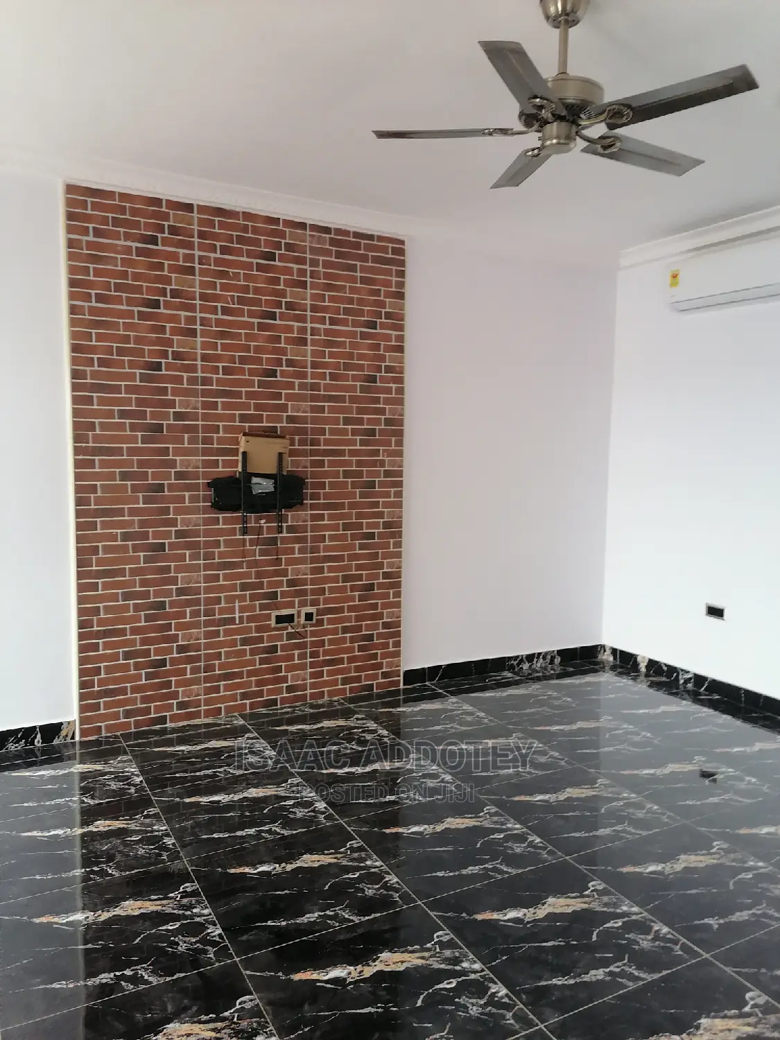 2bdrm Apartment in Tsaado Roundabout, Spintex for rent