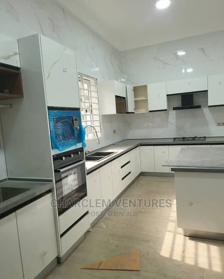 4bdrm House in Charclem Ventures, Adenta for Sale