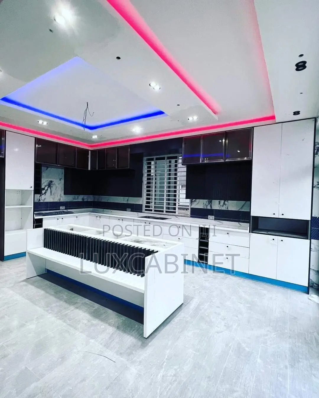Modern Kitchen Cabinets