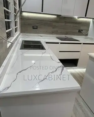 Customize Kitchen Cabinets