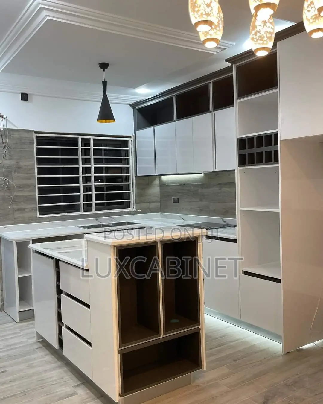 Customize Kitchen Cabinets