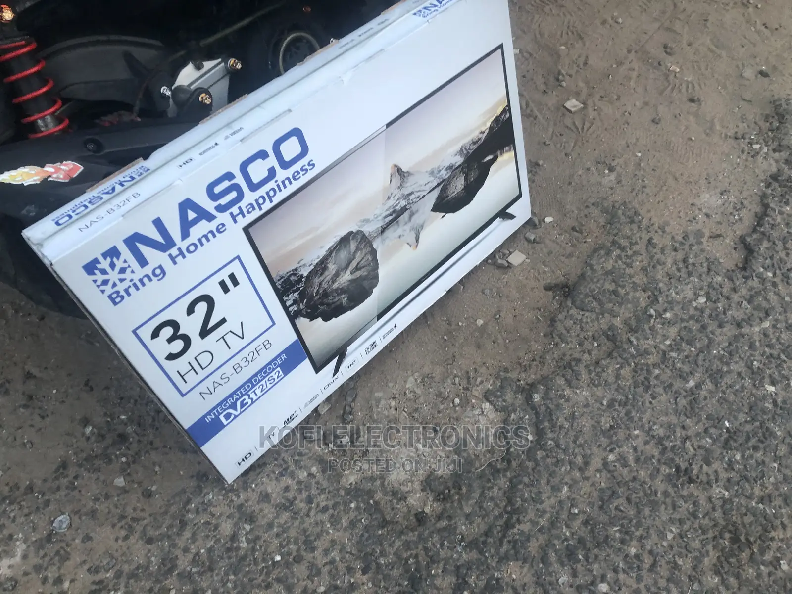 Nasco 32'' Digital Satellite TV(Sound in High Definition)