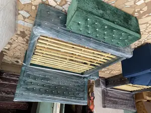 Promotional Queen Bed Frame With Aotoman.