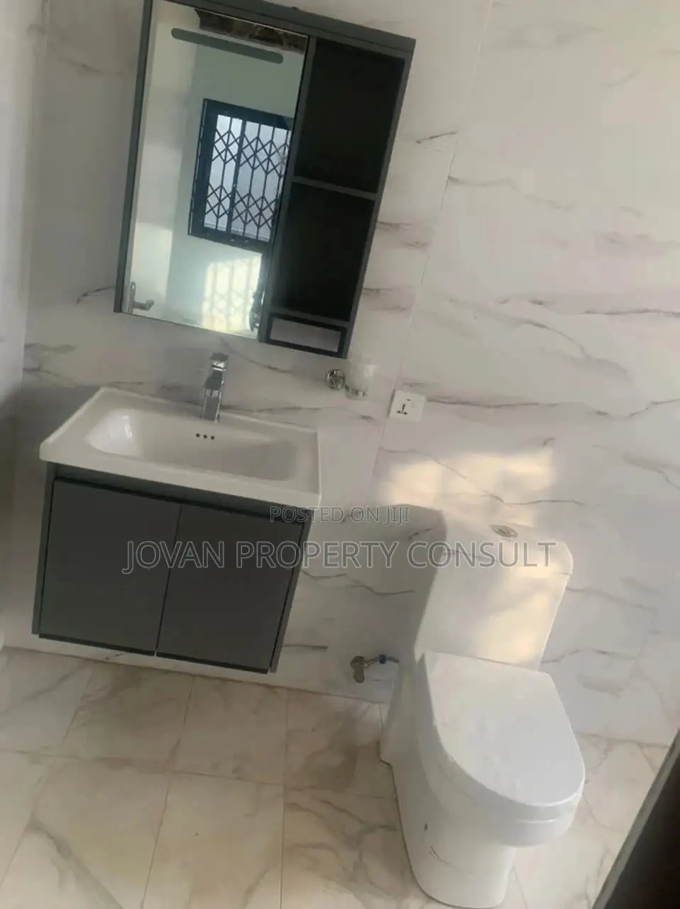 3bdrm House in Pokuase Acp for sale