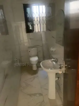 3bdrm House in Pokuase Acp for sale