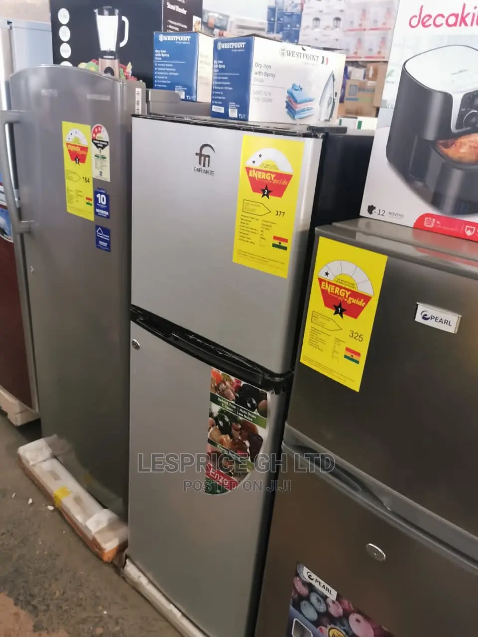 Exclusive Fairmate Refrigerator 128L