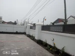 4bdrm House in Obinim, Adjiriganor for sale