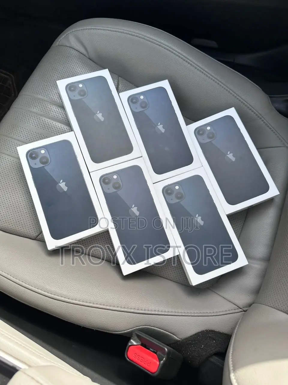 New Apple iPhone 13 128 GB Black