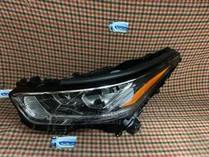 Highlander 2020,2021 Headlight