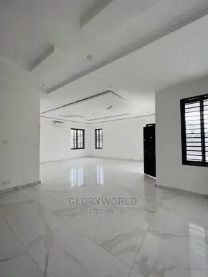 4bdrm House in Adjiriganor for sale