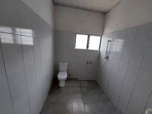 7bdrm House in Amasaman Shikpontele, Ga West Municipal for rent