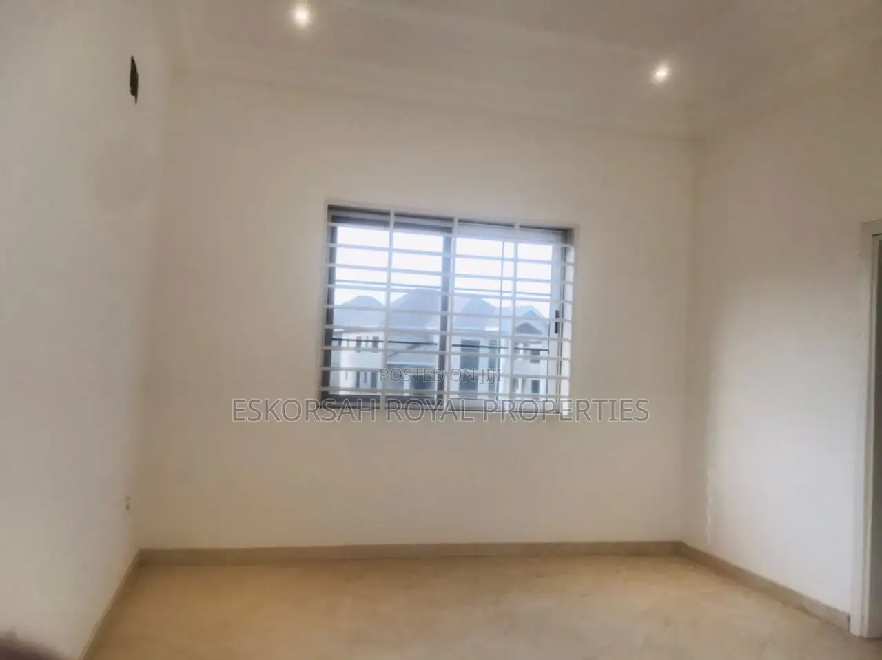 5bdrm House in East Legon Hills for sale