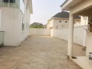 5bdrm House in East Legon Hills for sale