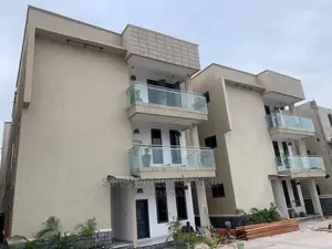 2bdrm Apartment in East Airport for Rent