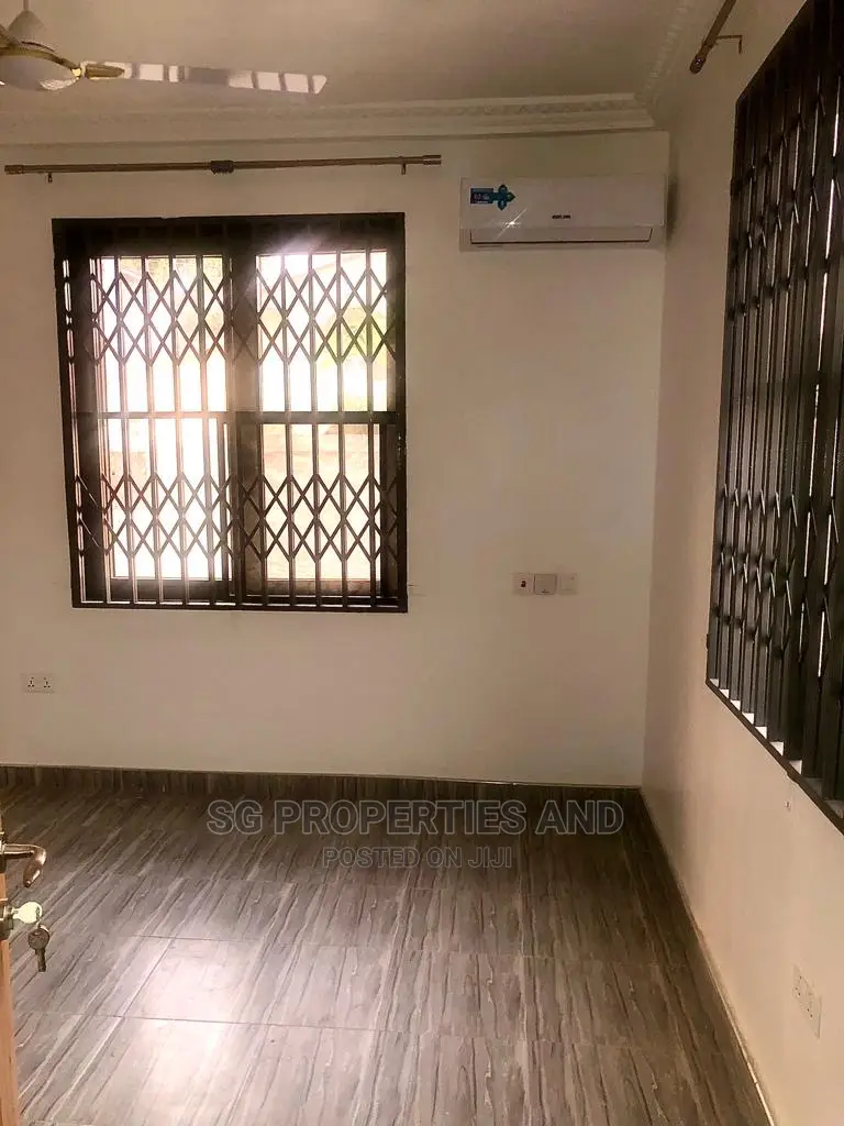 2bdrm Apartment in East Airport for Rent