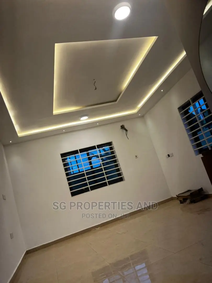 2bdrm Apartment in East Airport for Rent