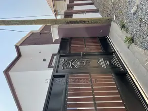 3bdrm House in Ecobank, Spintex for Sale