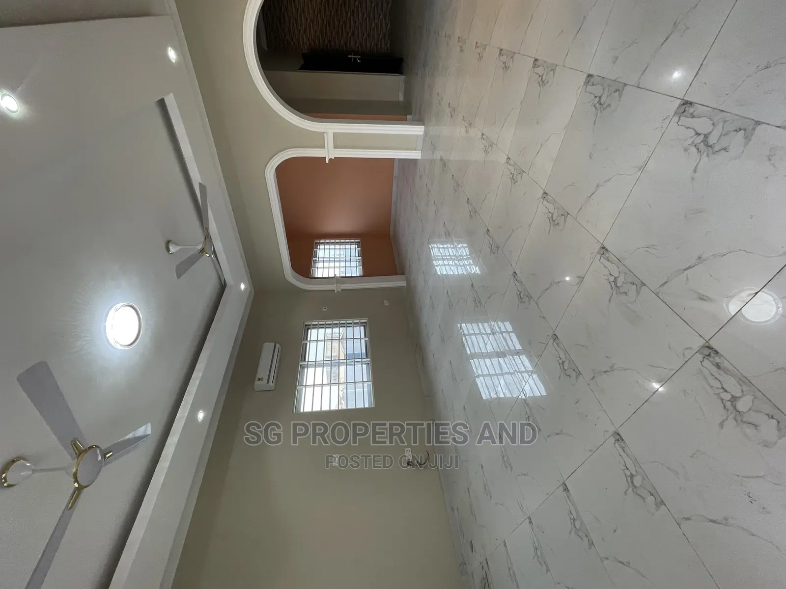 3bdrm House in Ecobank, Spintex for Sale