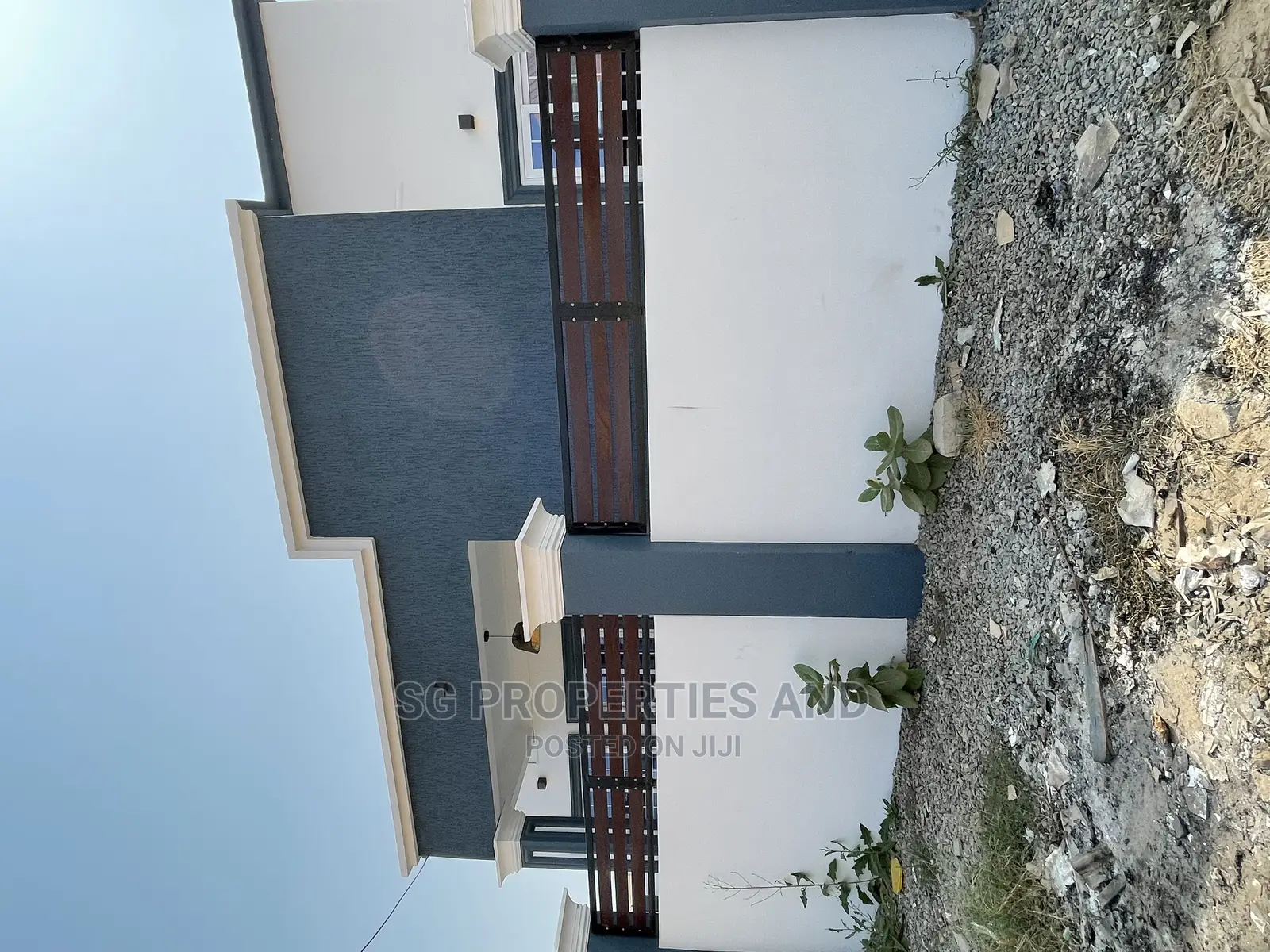 3bdrm House in Ecobank, Spintex for Sale