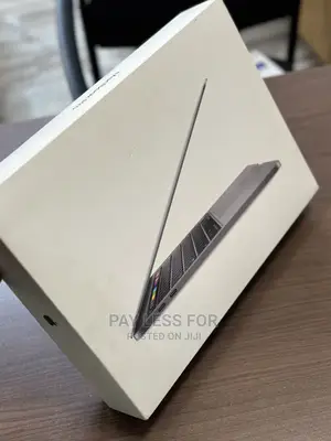 Laptop Apple MacBook Pro 2020 16GB Intel Core i5 SSD 512GB