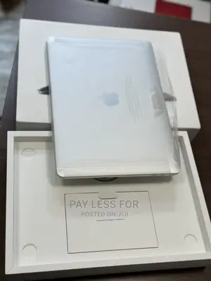 Laptop Apple MacBook Pro 2020 16GB Intel Core i5 SSD 1T