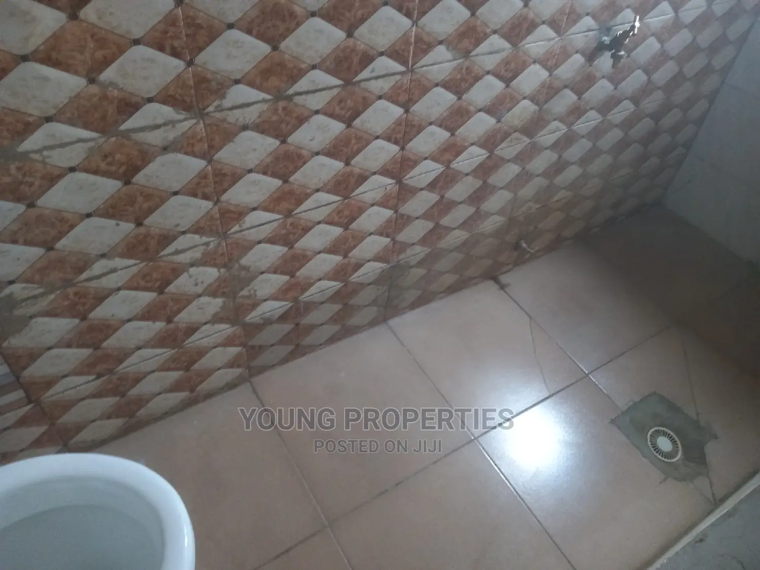 1bdrm Apartment in Ablekuma Nsakina, Manhean for rent