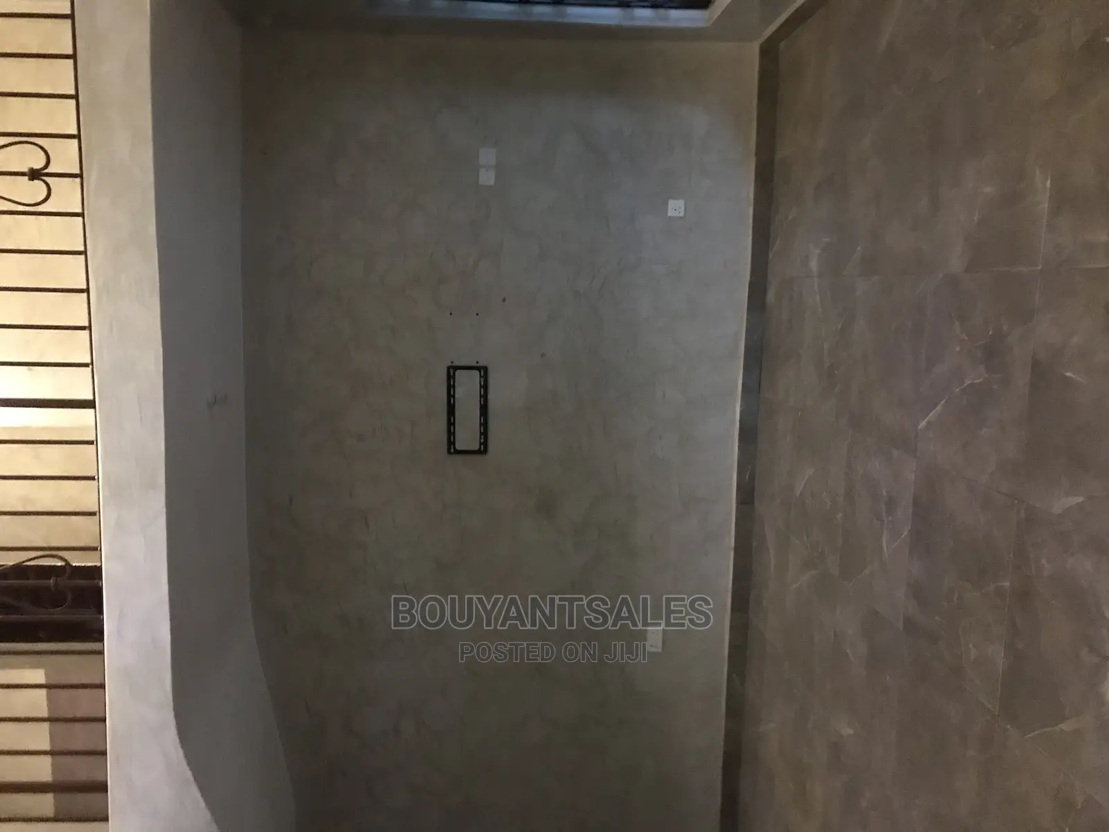 5bdrm House in Abokobi for sale