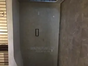 5bdrm House in Abokobi for sale
