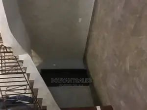 5bdrm House in Abokobi for sale