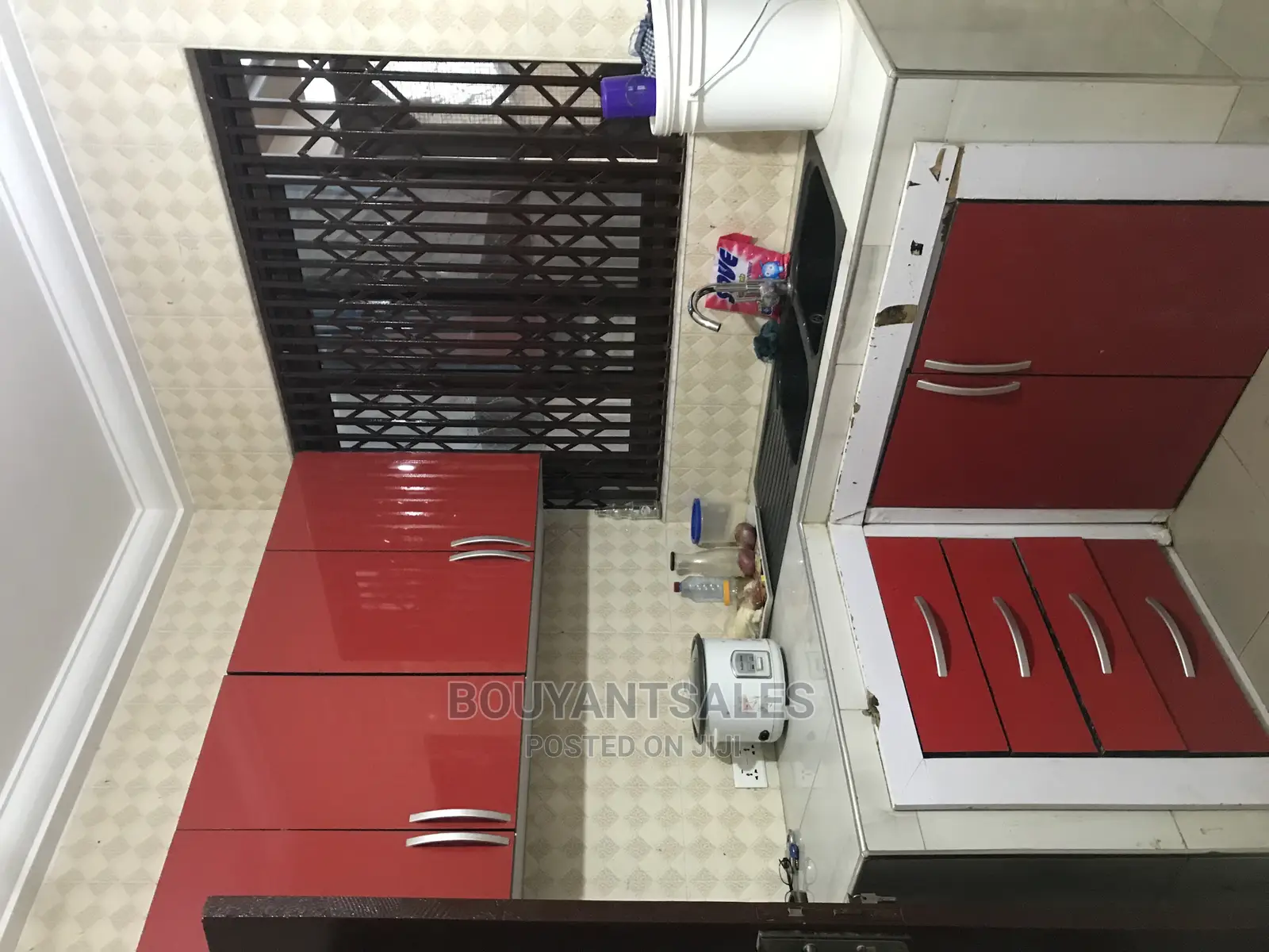 5bdrm House in Abokobi for sale