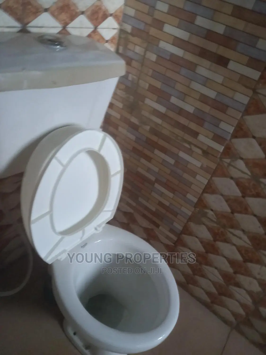 1bdrm Apartment in Ablekuma Nsakina, Manhean for rent