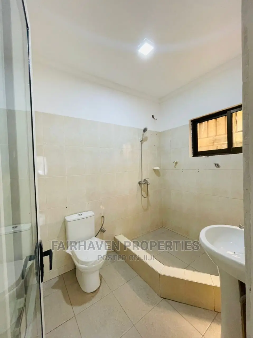 3bdrm House in Adjinganor, East Legon for Rent