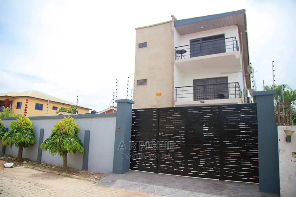 2bedroom Fully Furnished Apartment for Rent at Parakuo