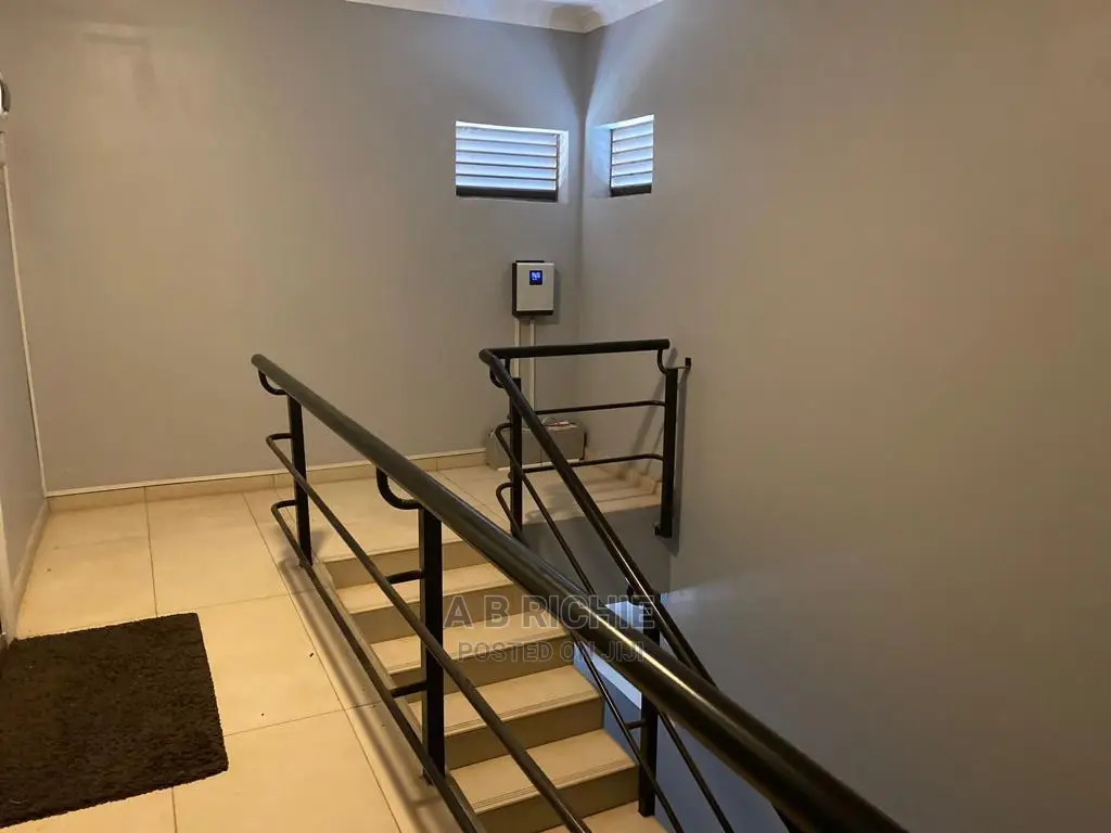 2bedroom Fully Furnished Apartment for Rent at Parakuo